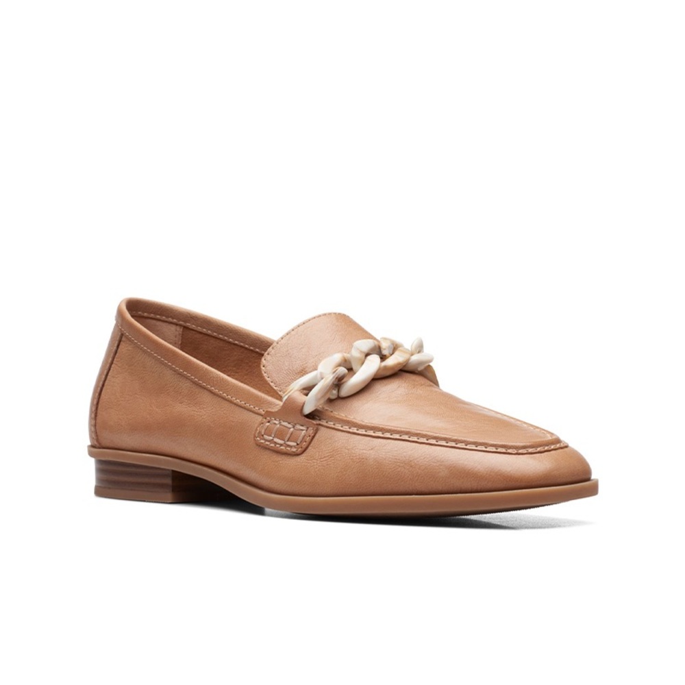 Clarks Sarafyna Iris Leather Flat Loafer - Nougat Leather